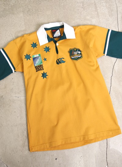(Made in AUSTRALIA) CANTERBURY OF NEWZEALAND rugby shirt