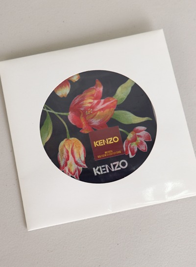 (Made in JAPAN) KENZO handkerchief