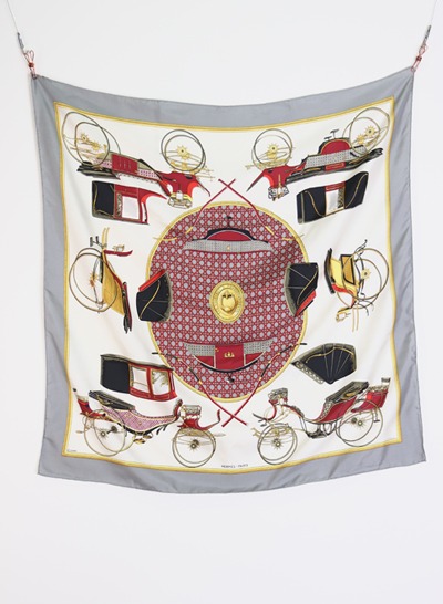 (Made in FRANCE) HERMES scarf